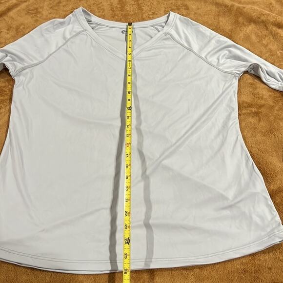 Performance long sleeve V-Neck Sz XL sunshirt hiking outdoor excellent condition - Picture 9 of 11